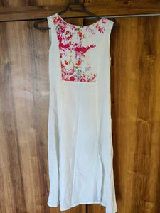 Front Slit Kurta With Floral Design