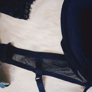 Black Lace Lingerie Set