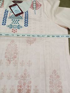 New Is*itva Kurti