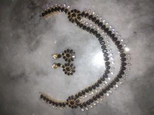 Elegant Black Stone Necklace &amp; Earring Set