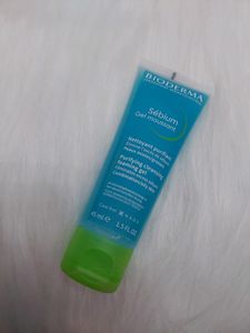 Facewash For Oily Skin