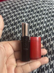 Loreal - Ravishing Red