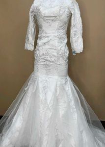 Elegant Long Sleeve Wedding Dress