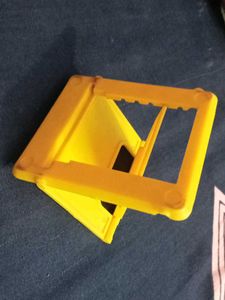 phone stand and Headphone With One Hear Sence