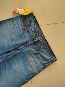 New Jeans With Tag. Available Till Sunday