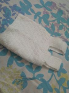 Bacho Ko Sardi M Niche Pehnane K Sweater Half