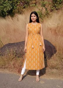 🌼 NEW STYLISH Women’s Floral Flared Kurti