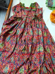 Ethnic gown With Two Side Feeding Zippers
