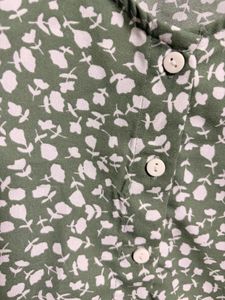 Floral Print Top - Cute &amp; Casual