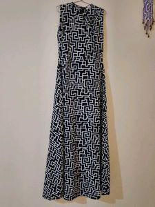 Chic Geometric Maxi Dress