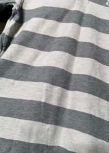 Nike Men Grey White Striped Cotton Polo Tshirt