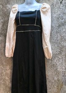 1.6.3 CUTE BLACK LONG DRESS