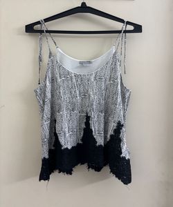 H&M SHOE-TIE SLEEVES LACE TOP