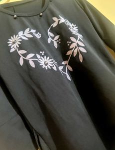 Women&#39;s Designer Knotted Black Top