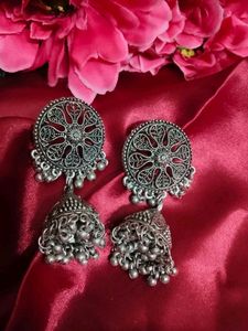 Silver Jhumka Earrings