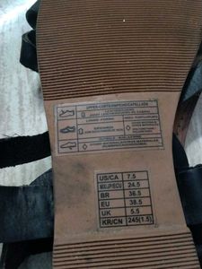 Forever 21 Black Strappy Sandals