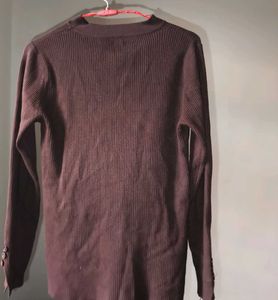 Ribbed V-Neck Top