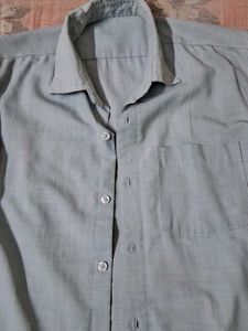 I Am Selling Casual Shirt