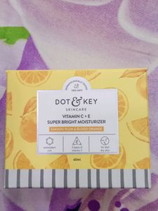 DOT & KEY VITAMIN C+ E MOISTURIZER