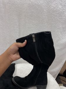 Black Boots