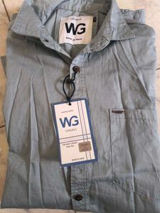 Men&#39;s Casual Shirt