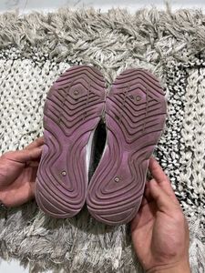 Action Knit Shoes