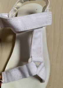 Forever 21 White Sandals