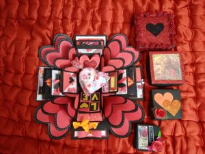 Valentine Explosion Box(customised)