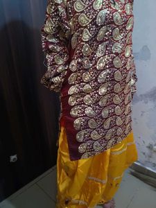 Embroidered Kurta &amp; Dhoti Set Navratri Special