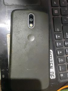 Moto G4 Plus.