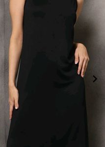 Sleek Black Sleeveless Slip Dress