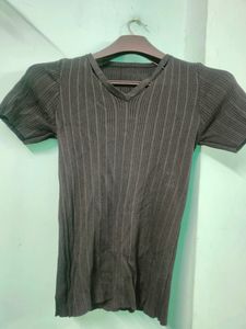 Korean Black Top