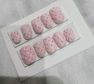 Pink Quilted Press-On Nails
