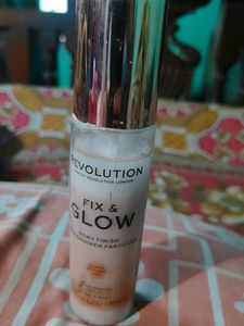 Revolution Fix & Glow Spray