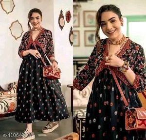 Trendy Black Floral Printed Anarkali Kurti