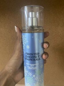 Frosted Coconut Snowball Mist