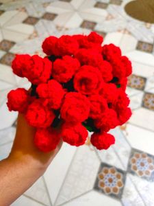 Handmade Crochet Red Rose Bouquet
