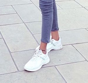 Comfortable White Sports Shoes