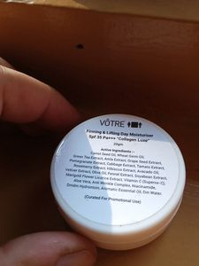 VotRE  Moisturiser