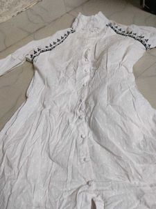 White Embroidered Kurta