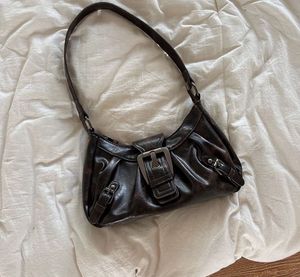 savana dark brown y2k shoulder bag