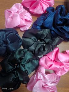 10 Hair Scrunchies
