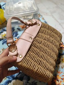 Mauritius Bamboo Handbag With Sling