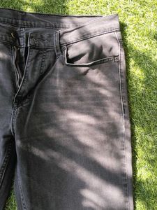 Levis Black Shade Denim Jeans