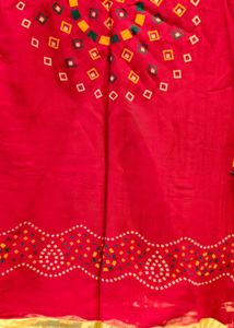Set Of 2 Red Bandhej Print Dupattas