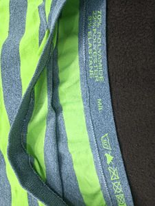 Striped GreeNice Briefs28,30