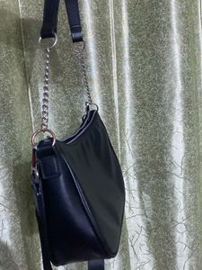 H&amp;M Black Handbag