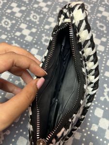 Houndstooth Mini Baguette