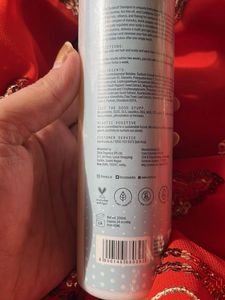 Anti-Dandruff Shampoo 🩵