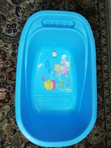Baby Bathtub OFFER ONLY FOR NOW